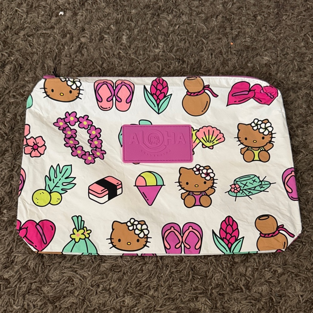 Aloha x Hello Kitty collaboration Mid Pouch